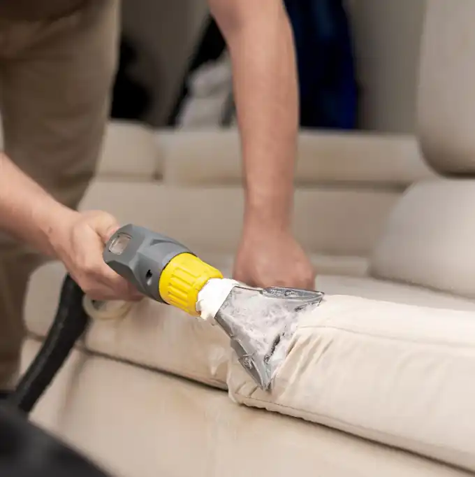 Dubinsko čišćenje namještaja - profesionalna usluga